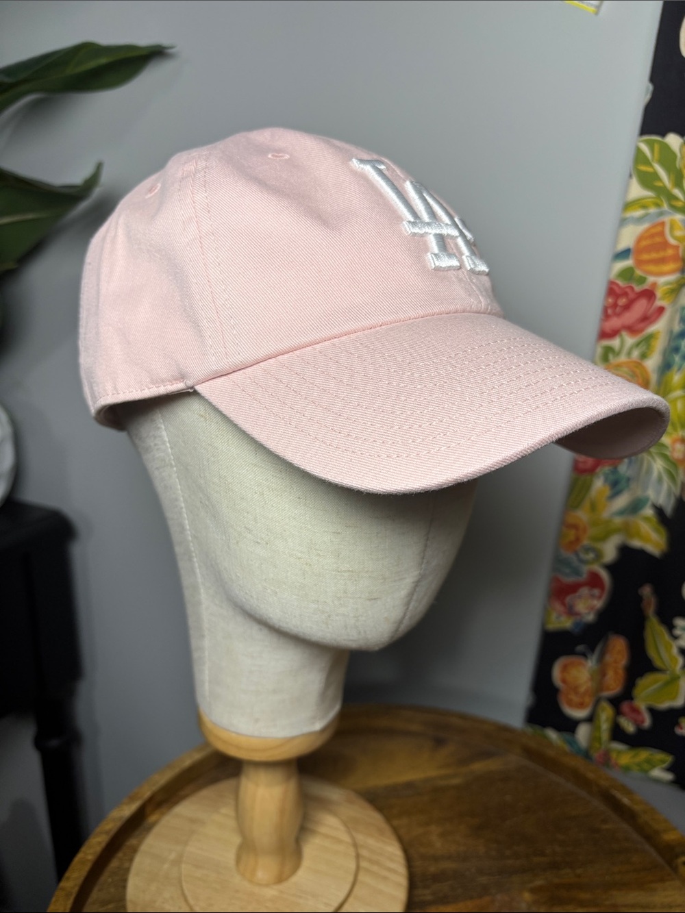 '47 Los Angeles Dodgers Pink American Eagle Baseball Hat - Picture 2 of 7